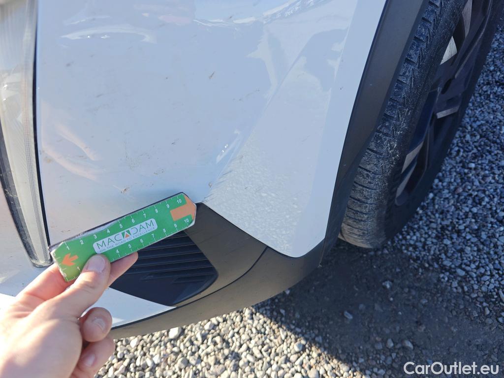  Peugeot  2008 PEUGEOT  / 2019 / 5P / todoterreno Allure BlueHDI 81kW (110CV) #32