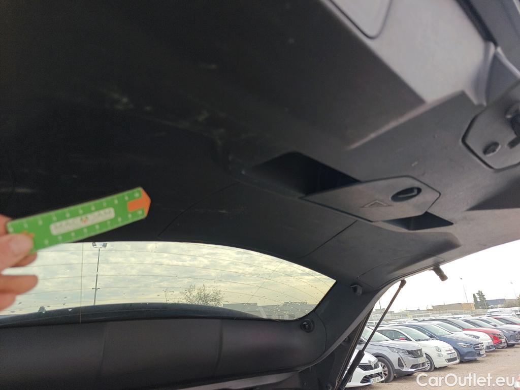  Peugeot  3008 PEUGEOT  / 2020 / 5P / todoterreno 1.5 BlueHDi 96kW S&S GT EAT8 #12