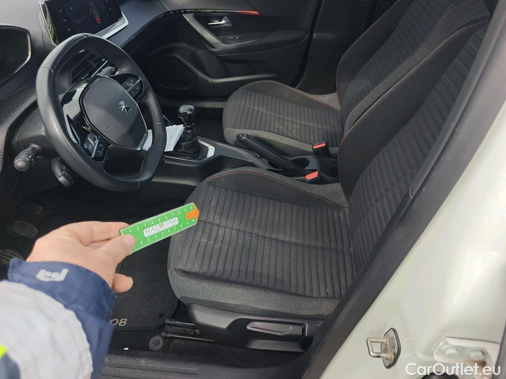  Peugeot  2008 PEUGEOT  / 2019 / 5P / todoterreno Active Puretech 100 S&S BVM6 #6