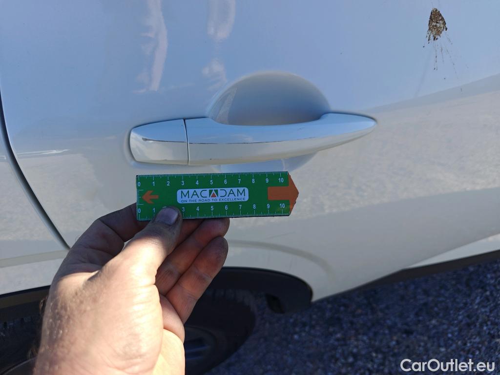  Nissan  Qashqai NISSAN  / 2021 / 5P / todoterreno DIG-T 116kW (158CV) mHEV Xtronic Acenta (AC2) #30