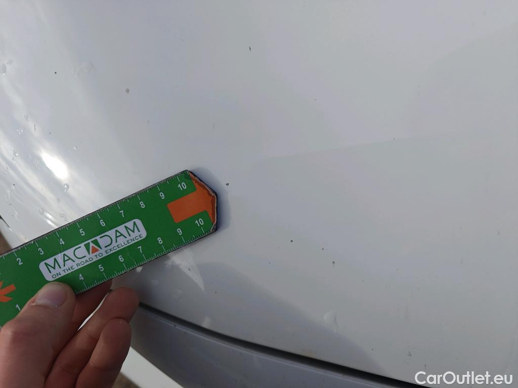  Peugeot  208 PEUGEOT  / 2019 / 5P / berlina con portón BlueHDi 73kW (100CV) Active Pack (AC) #13