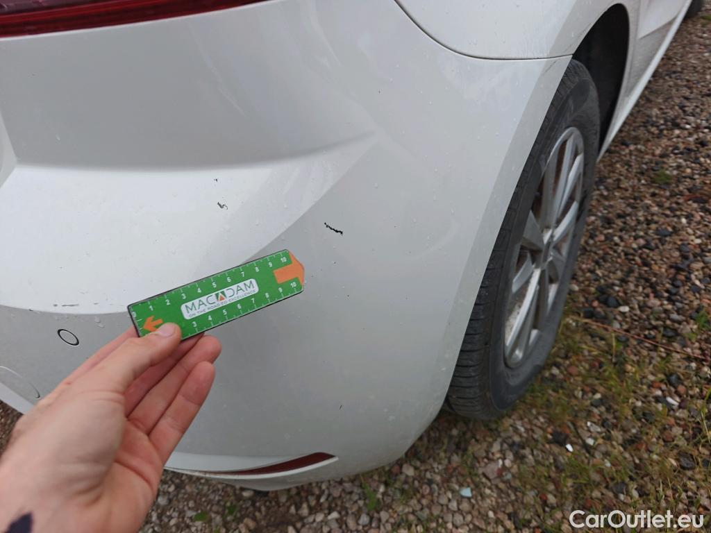  Seat  Ibiza SEAT  / 2017 / 5P / berlina con portón 1.0 TSI 81kW (110CV) Style Plus(SP) #31