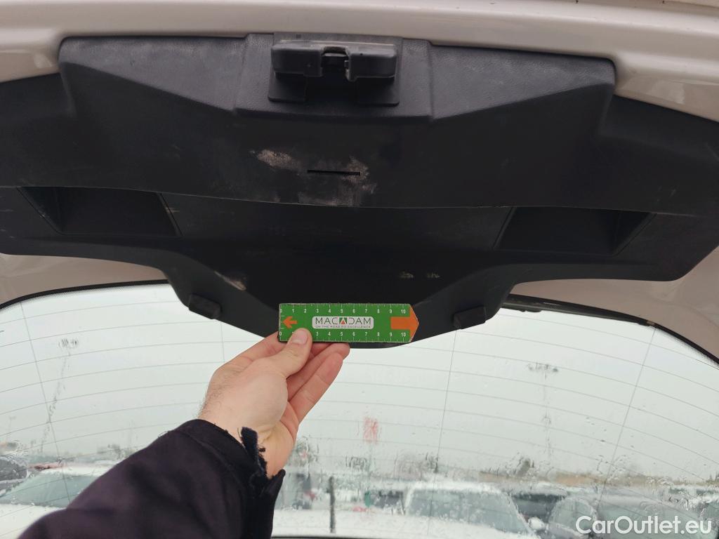  Seat  Ibiza SEAT  / 2017 / 5P / berlina con portón 1.0 TSI 81kW (110CV) Style Plus(SP) #23