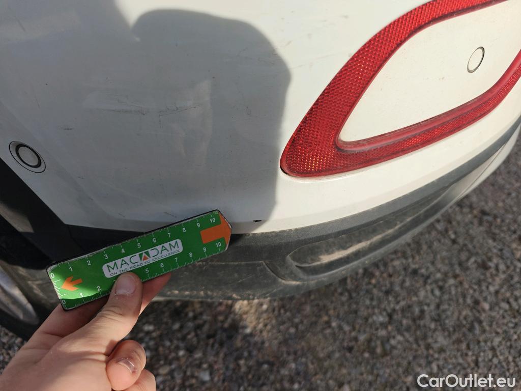  Volkswagen  T-ROC VOLKSWAGEN  / 2021 / 5P / todoterreno Life 2.0 TDI 85kW (115CV) (AC) #37