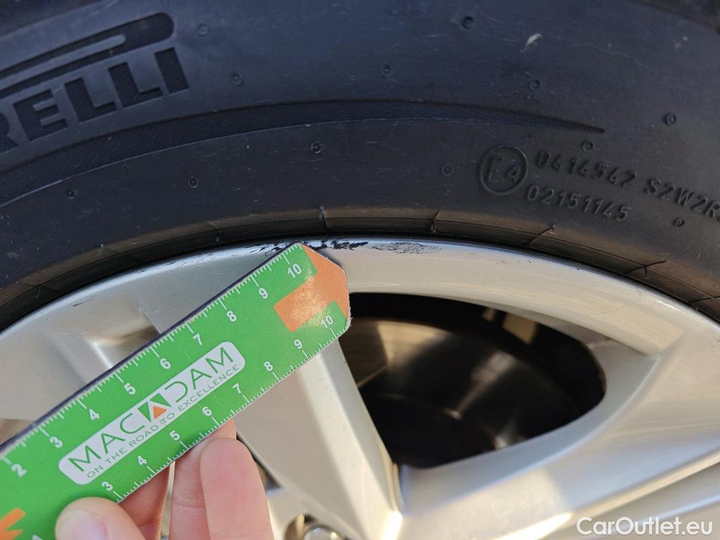  Toyota  Corolla TOYOTA  / 2019 / 5P / familiar 1.8 125H ACTIVE TECH E-CVT TOU SPORT #55