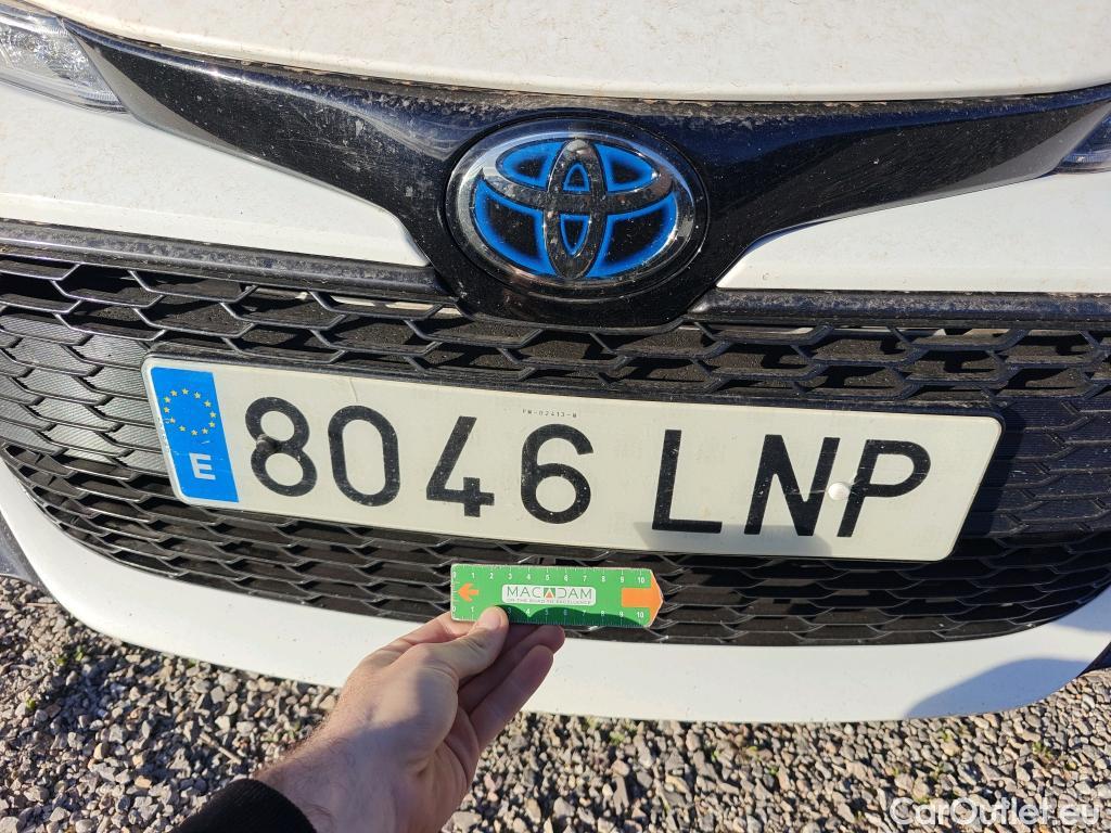  Toyota  Corolla TOYOTA  / 2019 / 5P / familiar 1.8 125H ACTIVE TECH E-CVT TOU SPORT #43