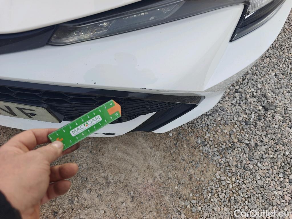  Toyota  Corolla TOYOTA  1.8 125H ACTIVE TECH E-CVT #9