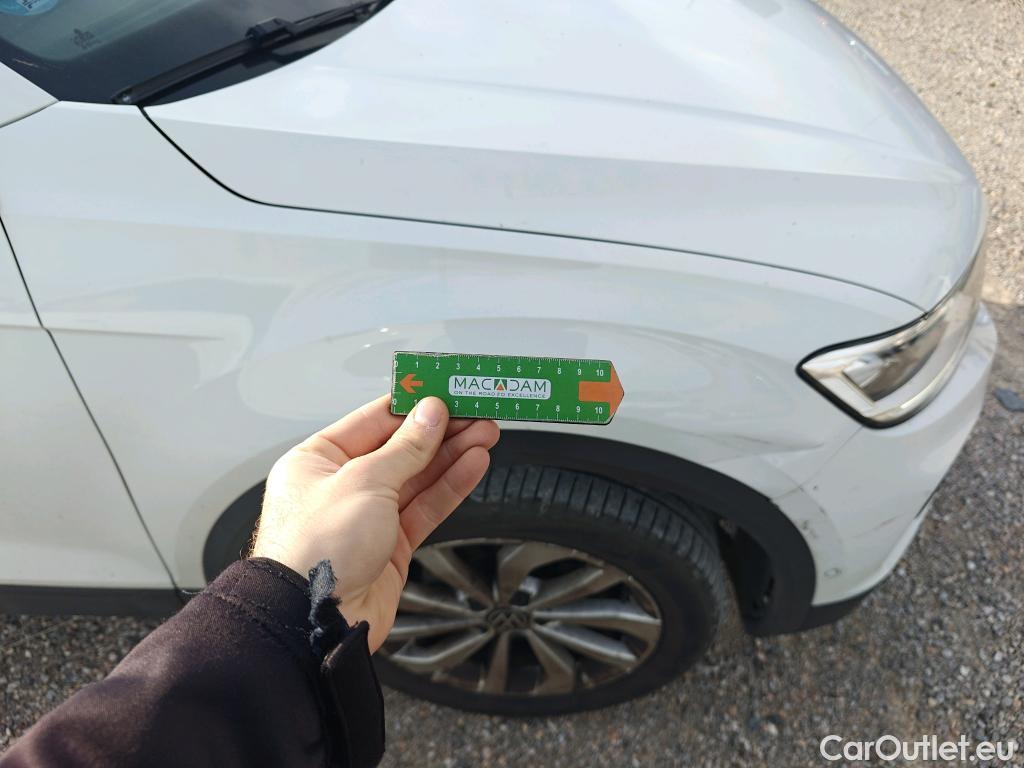  Volkswagen  T-ROC VOLKSWAGEN  / 2021 / 5P / todoterreno Life 2.0 TDI 85kW (115CV) (AC) #3