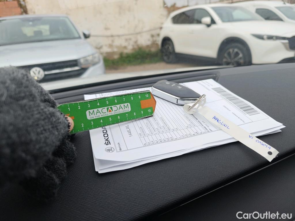  Skoda  Octavia SKODA  / 2020 / 5P / berlina con portón 2.0 TDI 110kW (150CV) Manual Ambition #1