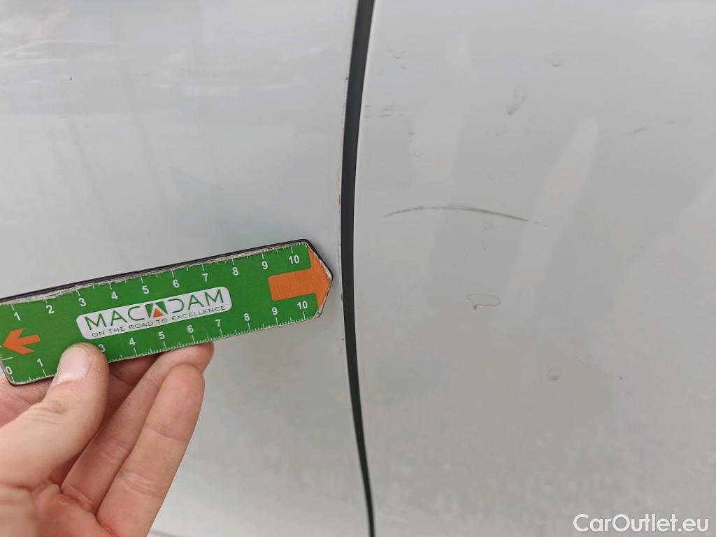  Skoda  Fabia SKODA  / 2021 / 5P / berlina con portón 1.0 TSI 70KW (95CV) Ambition #8