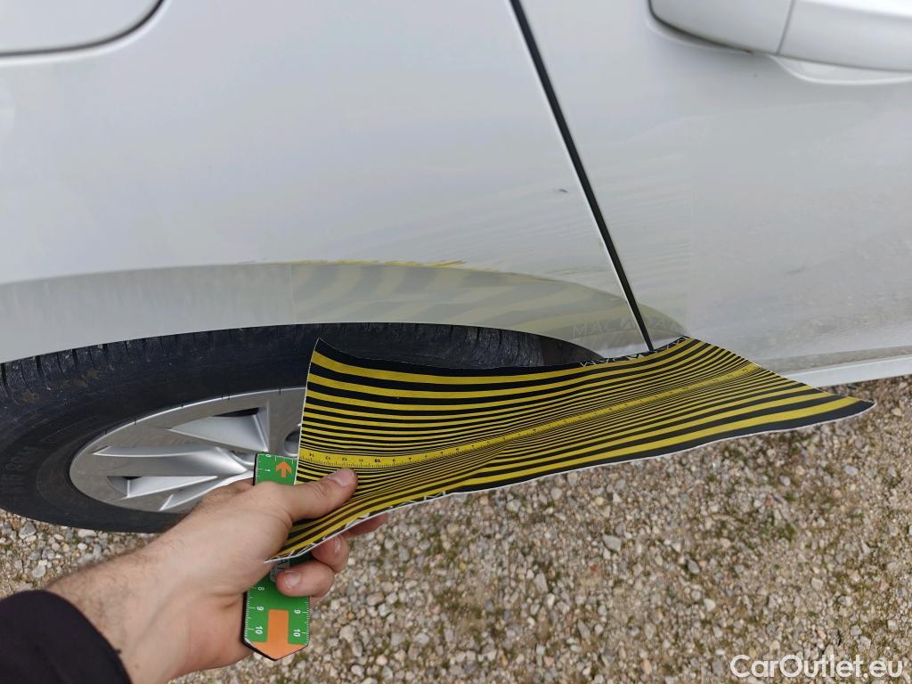  Skoda  Fabia SKODA  / 2021 / 5P / berlina con portón 1.0 TSI 70KW (95CV) Ambition #6