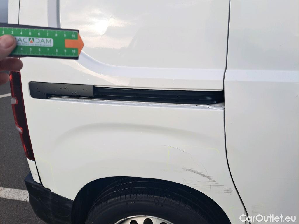  Citroen  Berlingo CITROEN  / 2018 / 4P / furgón derivado de turismo Talla M e- 50kWh CLUB #3