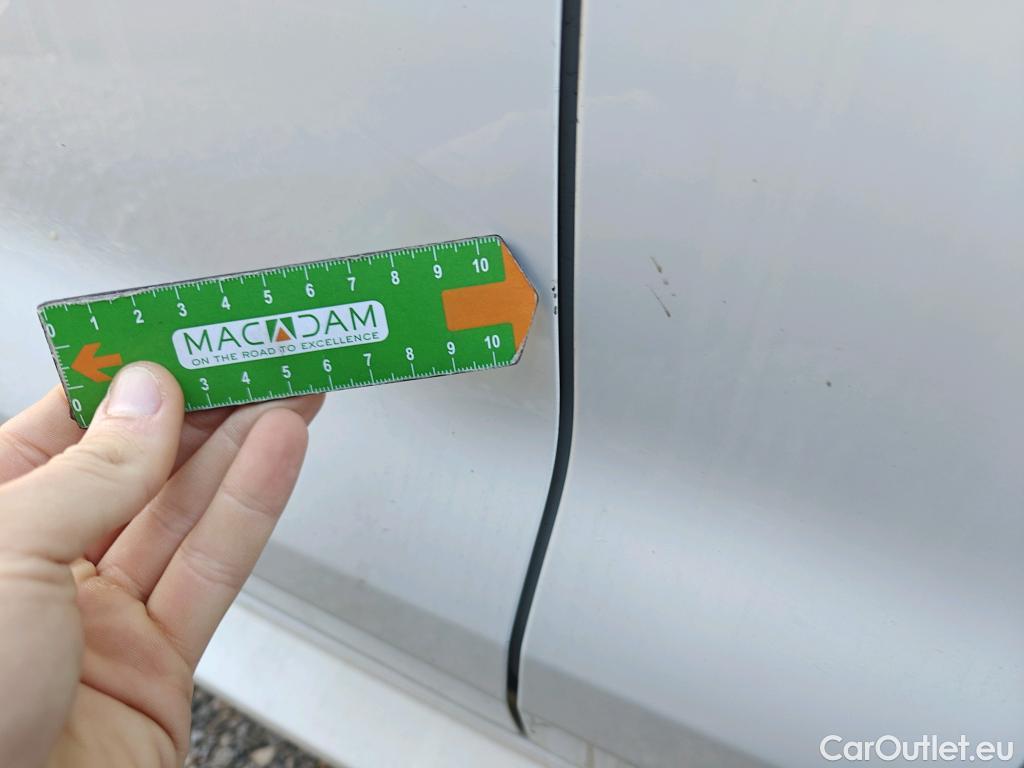  Toyota  Corolla TOYOTA  / 2019 / 5P / familiar 1.8 125H ACTIVE TECH E-CVT TOU SPORT #20