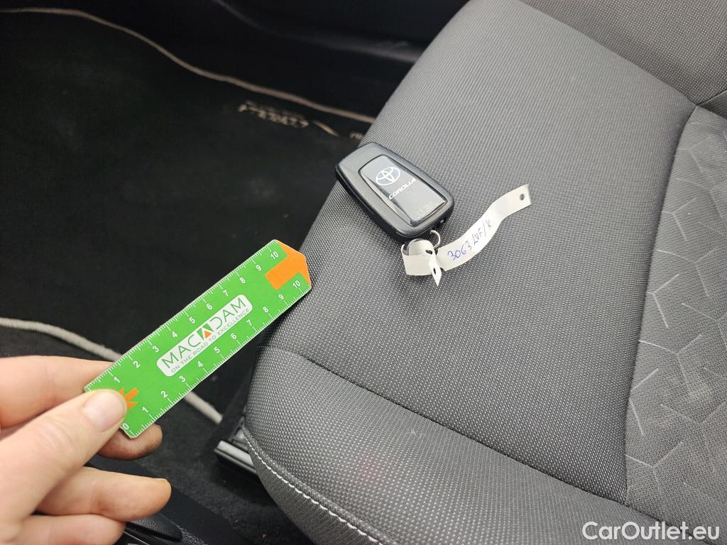  Toyota  Corolla TOYOTA  1.8 125H ACTIVE TECH E-CVT #1