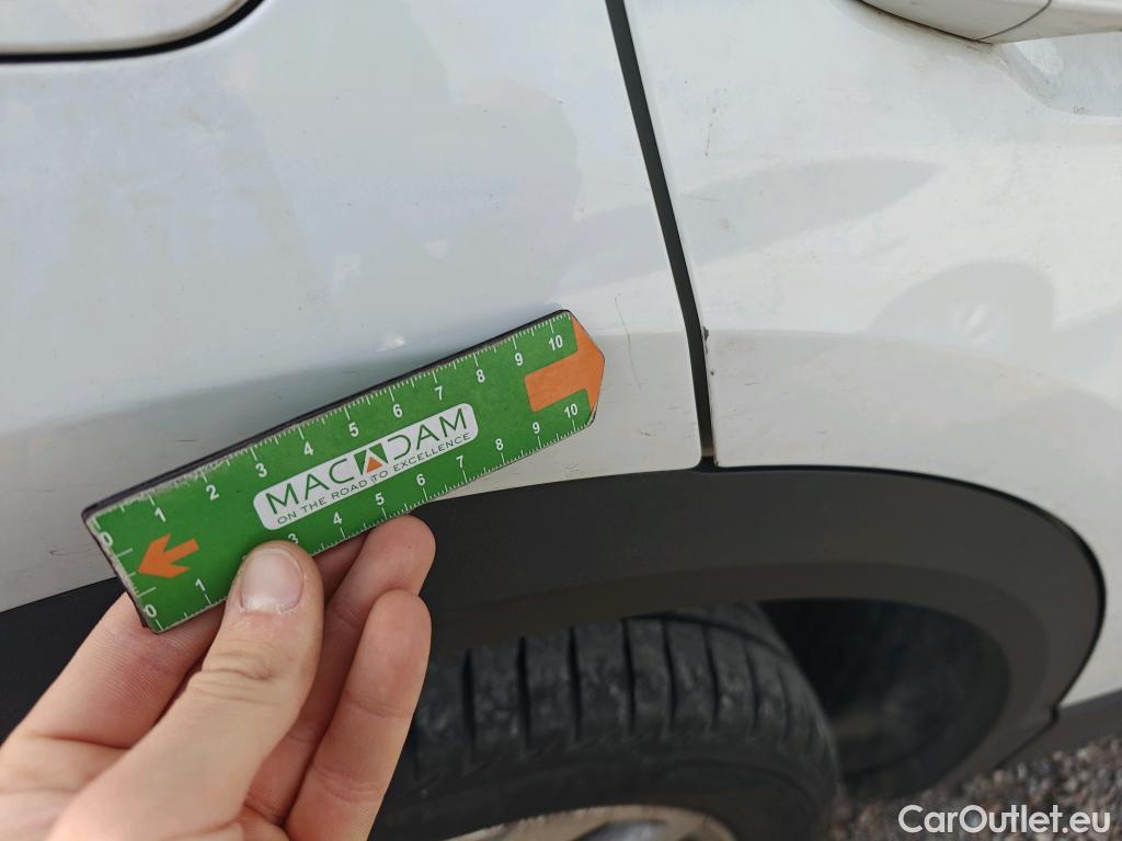  Volkswagen  T-ROC VOLKSWAGEN  / 2021 / 5P / todoterreno Life 2.0 TDI 85kW (115CV) (AC) #51