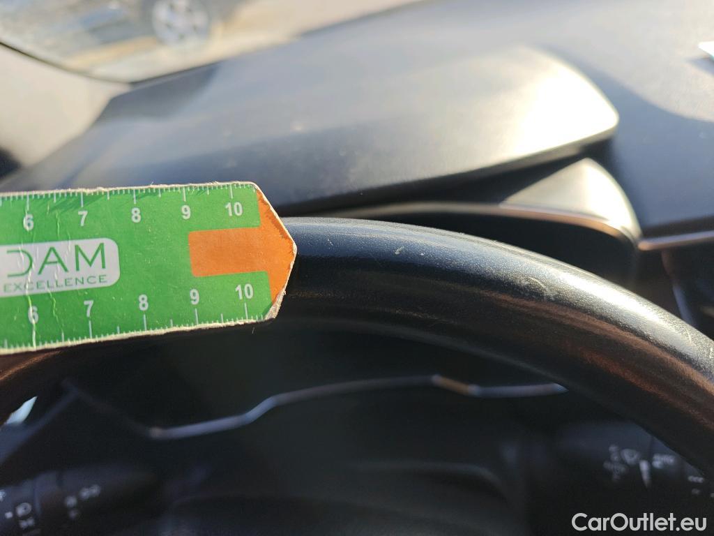  Toyota  Corolla TOYOTA  / 2019 / 5P / familiar 1.8 125H ACTIVE TECH E-CVT TOU SPORT #31