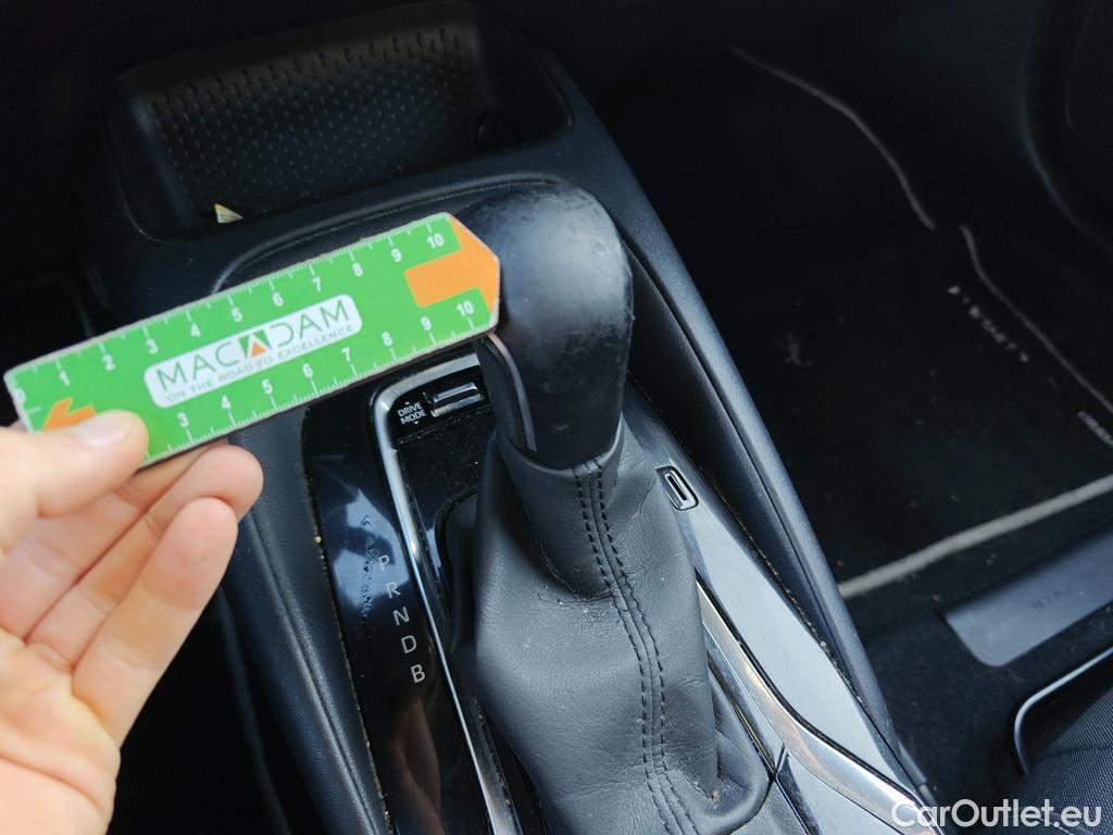  Toyota  Corolla TOYOTA  / 2019 / 5P / familiar 1.8 125H ACTIVE TECH E-CVT TOU SPORT #27