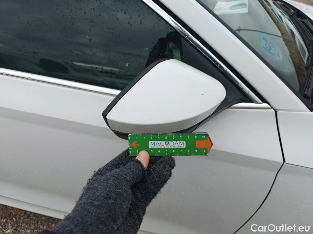  Skoda  Octavia SKODA  / 2020 / 5P / berlina con portón 2.0 TDI 110kW (150CV) Manual Ambition #34