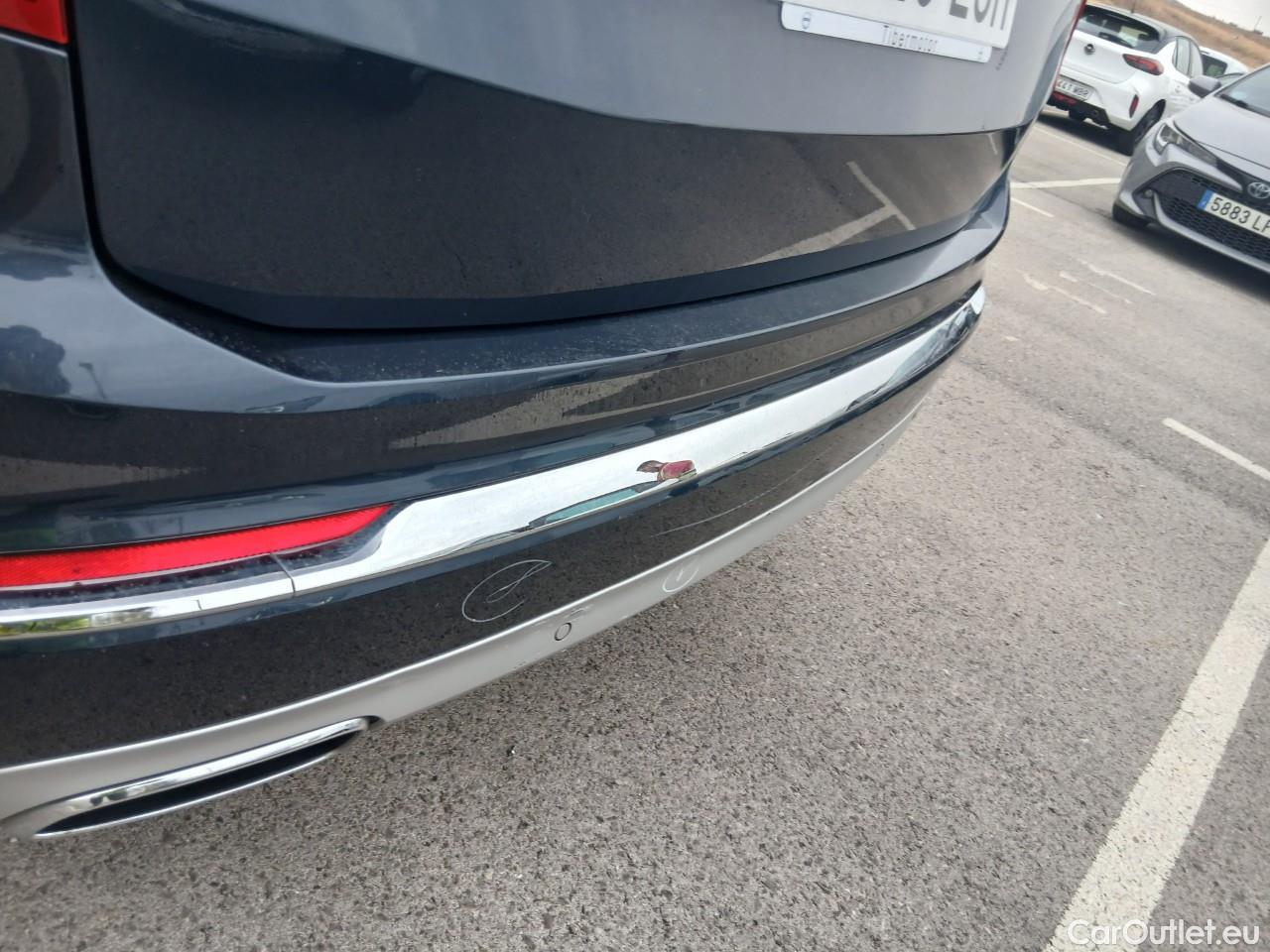  Volvo  XC90  Momentum Plug-In Hybrid AWD 2.0 T8 Twin Engine 390CV AT8 7 Plazas E6dT**27/10/2025 OMA- SE QUEDA EN EL TALLER PARA QUE LO REPAREN** #23