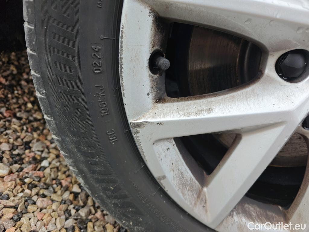  Seat  Leon  Sportstourer Style XL 2.0 TDI 115CV MT6 E6d #9