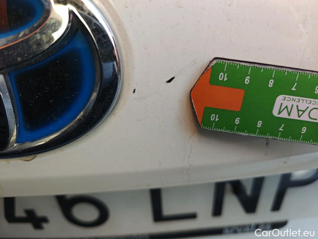  Toyota  Corolla TOYOTA  / 2019 / 5P / familiar 1.8 125H ACTIVE TECH E-CVT TOU SPORT #7