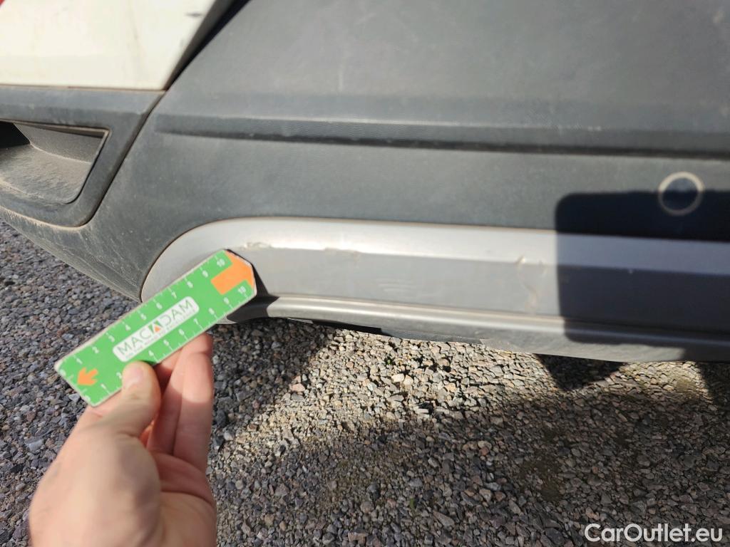  Volkswagen  T-ROC VOLKSWAGEN  / 2021 / 5P / todoterreno Life 2.0 TDI 85kW (115CV) (AC) #18