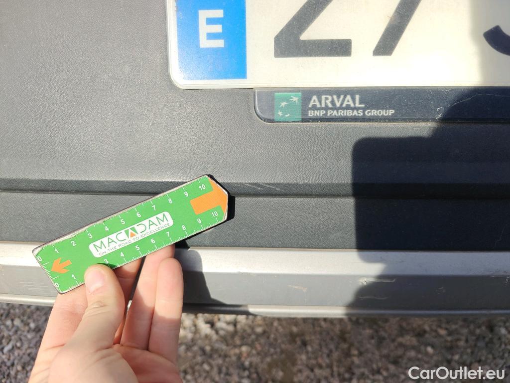  Volkswagen  T-ROC VOLKSWAGEN  / 2021 / 5P / todoterreno Life 2.0 TDI 85kW (115CV) (AC) #55