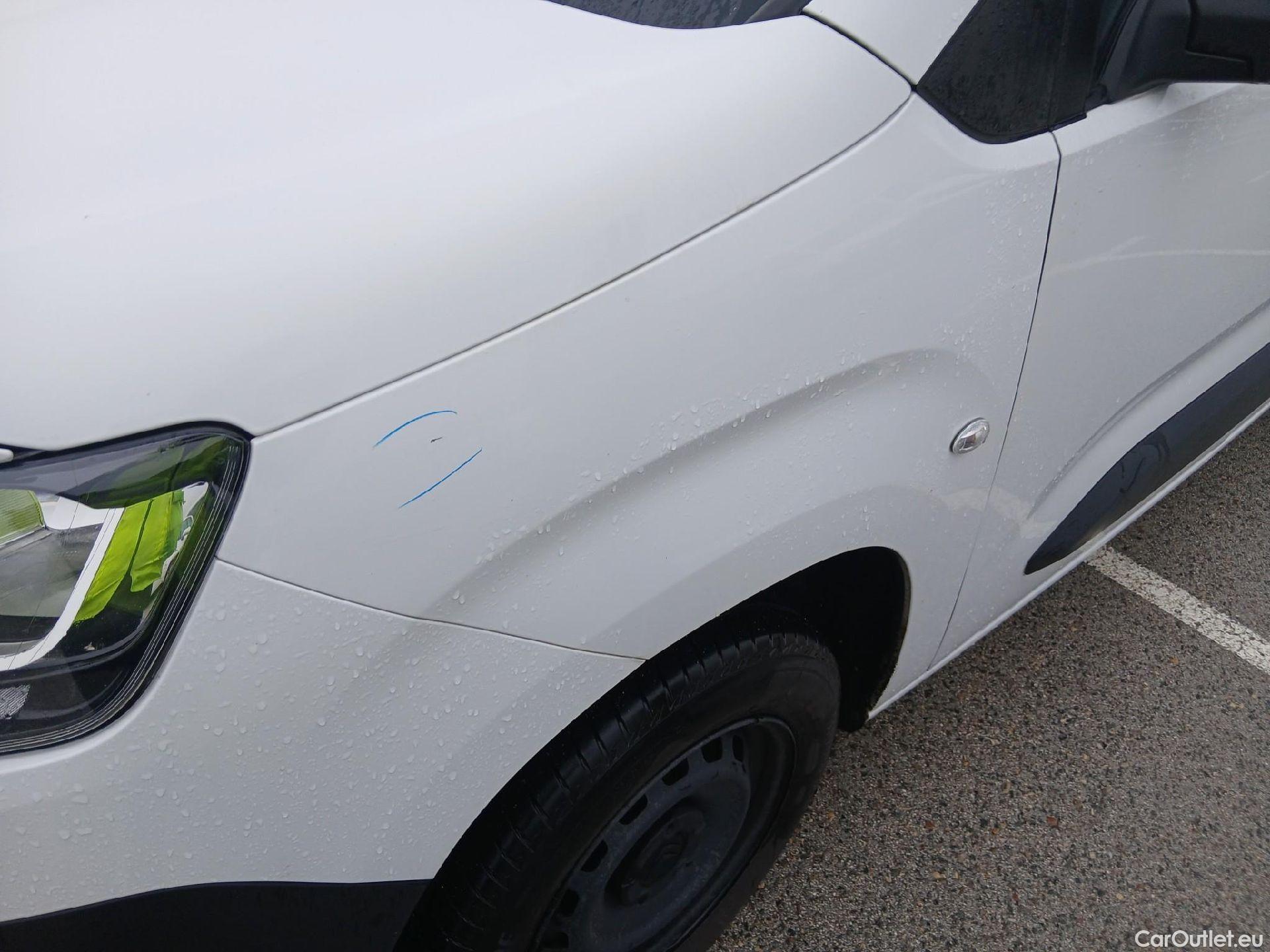  Citroen  Berlingo CITROEN  / 2018 / 4P / furgón derivado de turismo Talla M BlueHDi 100 #12