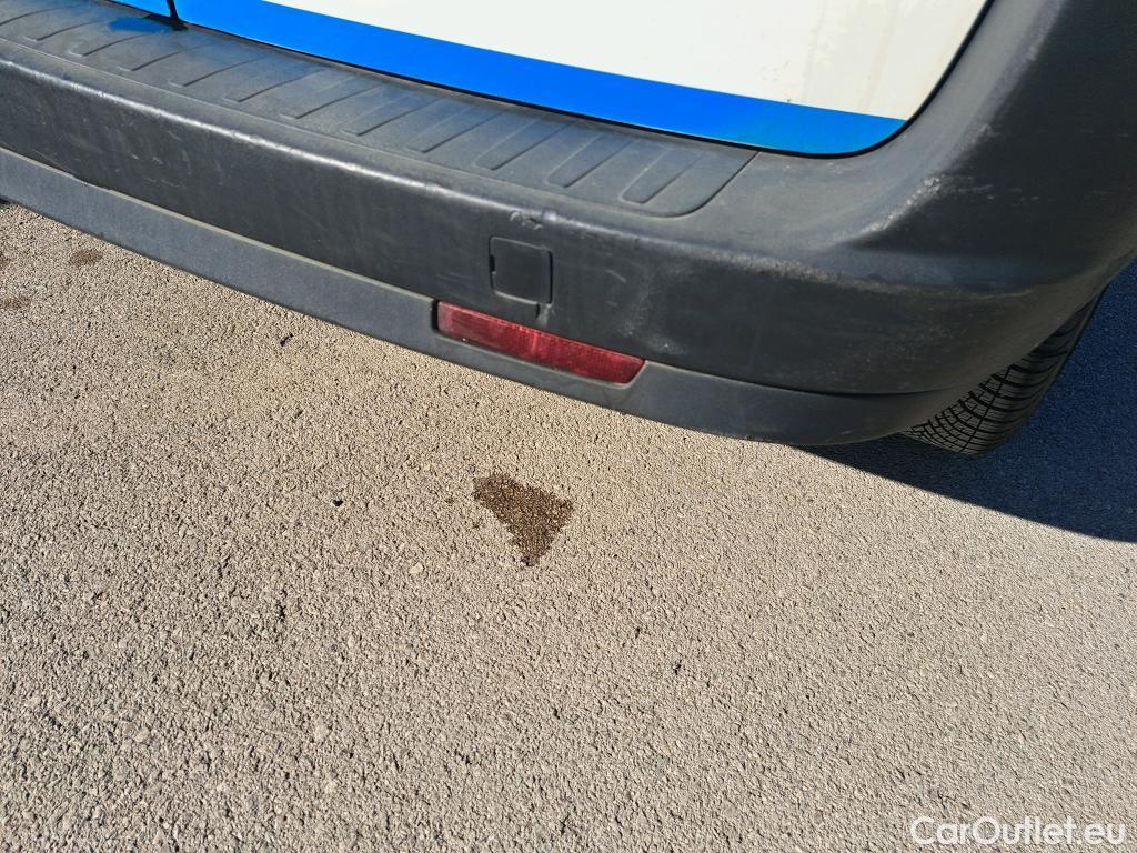  Fiat  Doblo FIAT Doblò Cargo/2015/4P/furgón derivado de turismo Cargo SX 1.6 Mjet 66kW (90CV) (AC) #54