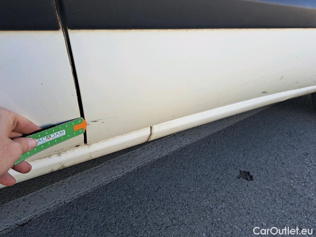  Fiat  Doblo FIAT Doblò Cargo/2015/4P/furgón derivado de turismo Cargo SX 1.6 Mjet 66kW (90CV) (AC) #34