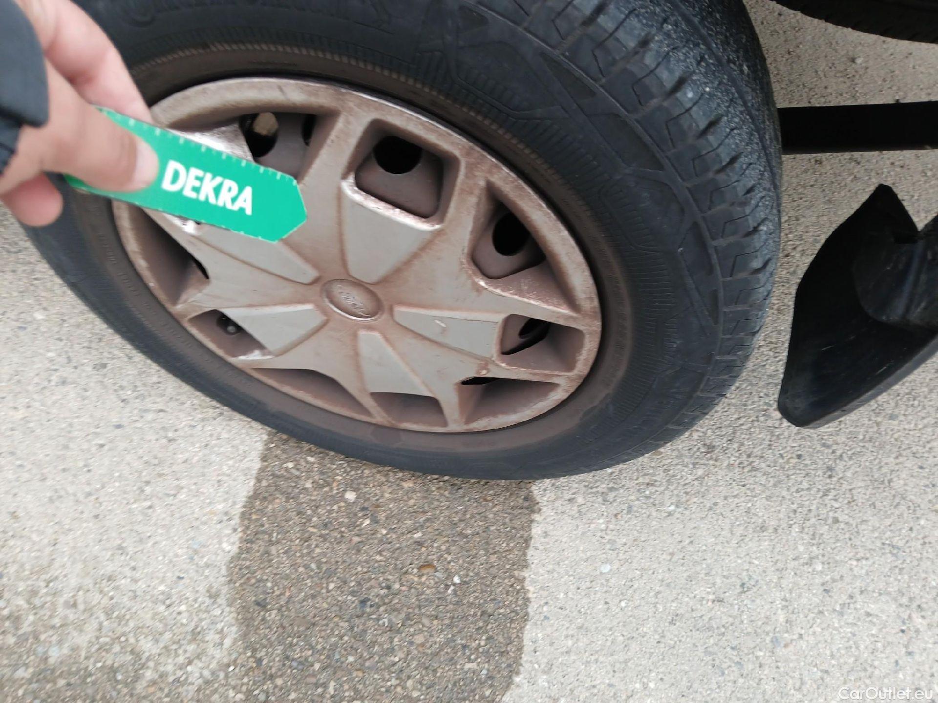  Ford  Transit FORD  / 2013 / 4P / combi 330 96kW L2H2 Kombi Trend MHEV #35