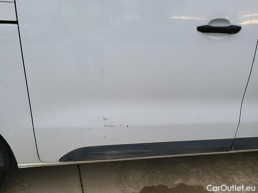  Land Rover  Discovery FIAT Scudo / 2021 / 4P / furgón Furgón L2 120cv MT6 Business #28