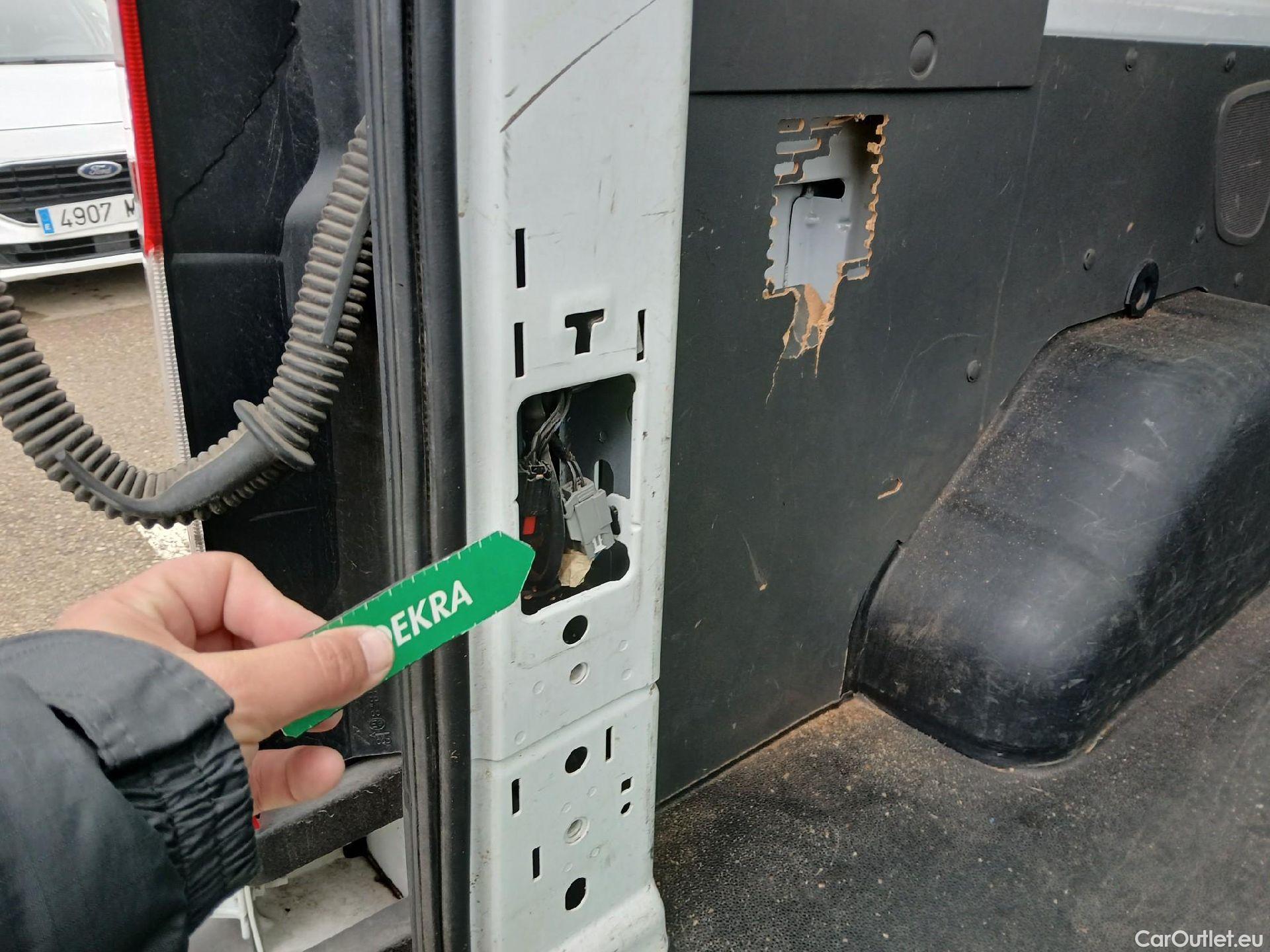  Ford  Transit FORD  / 2013 / 4P / combi 330 96kW L2H2 Kombi Trend MHEV #12