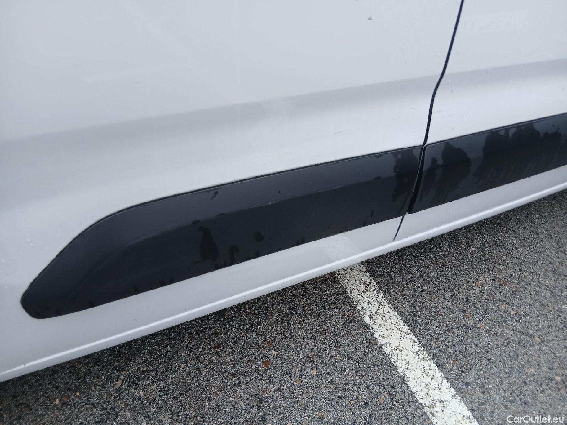  Citroen  Berlingo CITROEN  / 2018 / 4P / furgón derivado de turismo Talla M BlueHDi 100 #23