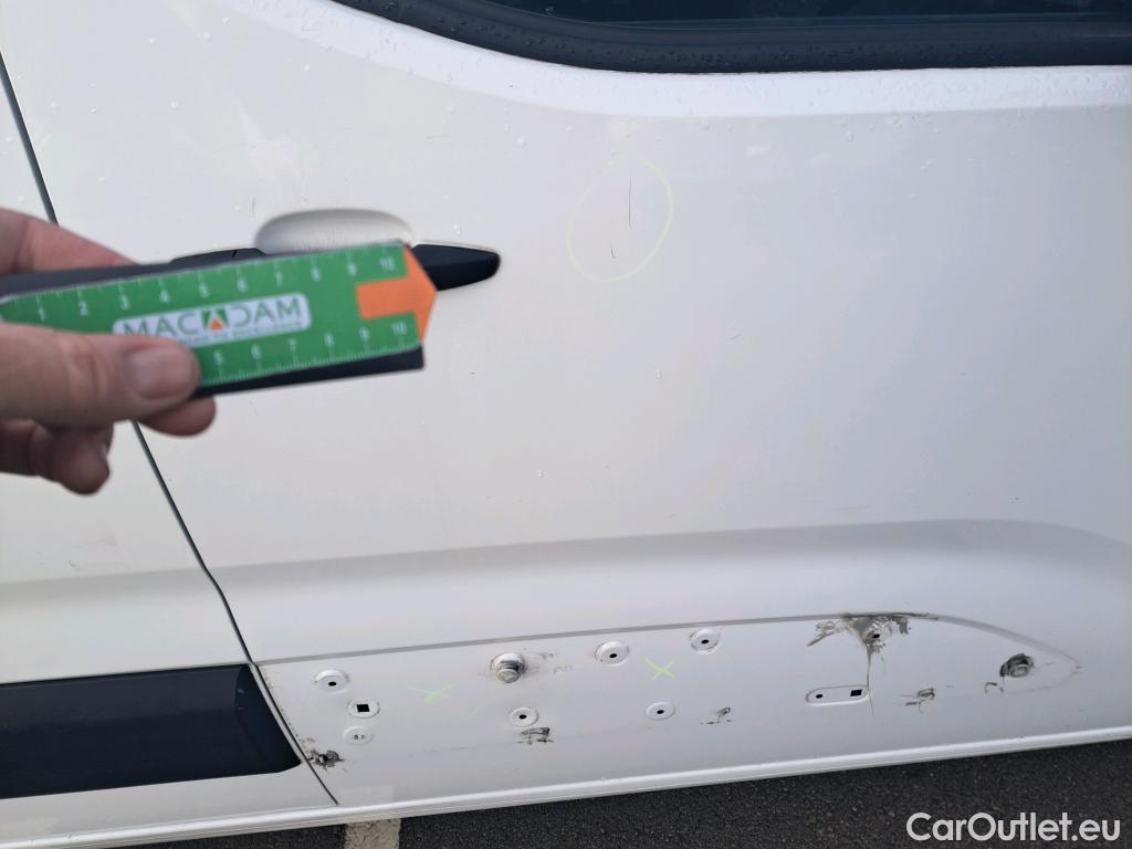  Citroen  Berlingo CITROEN  / 2018 / 4P / furgón derivado de turismo Talla M e- 50kWh CLUB #19