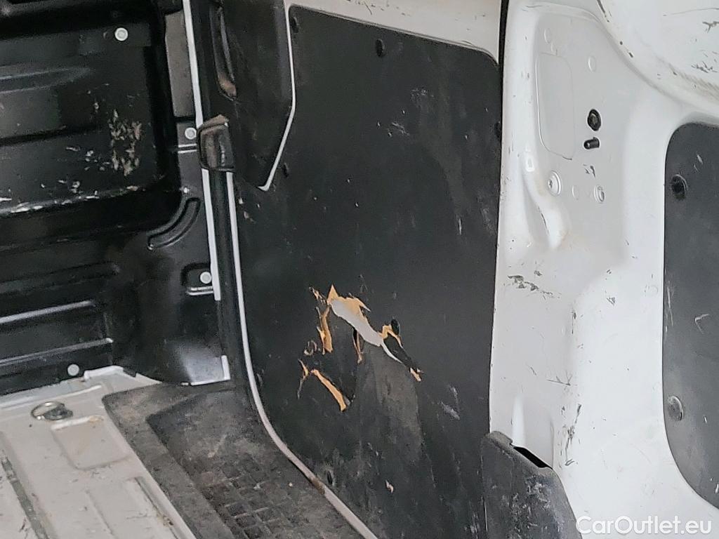  Land Rover  Discovery FIAT Scudo / 2021 / 4P / furgón Furgón L2 120cv MT6 Business #23