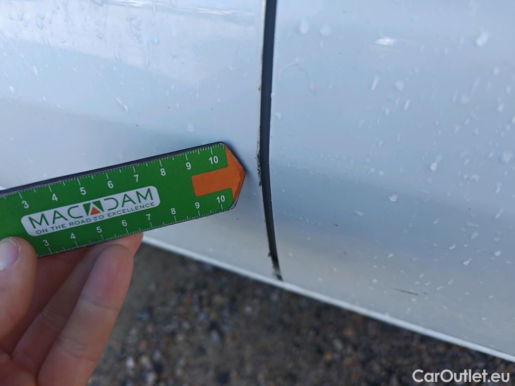  Ford  Ranger FORD  / 2011 / 4P / pickup doble cabina 2.2 TDCi 118kW 4x4 Doble Cab. XL S/S #50