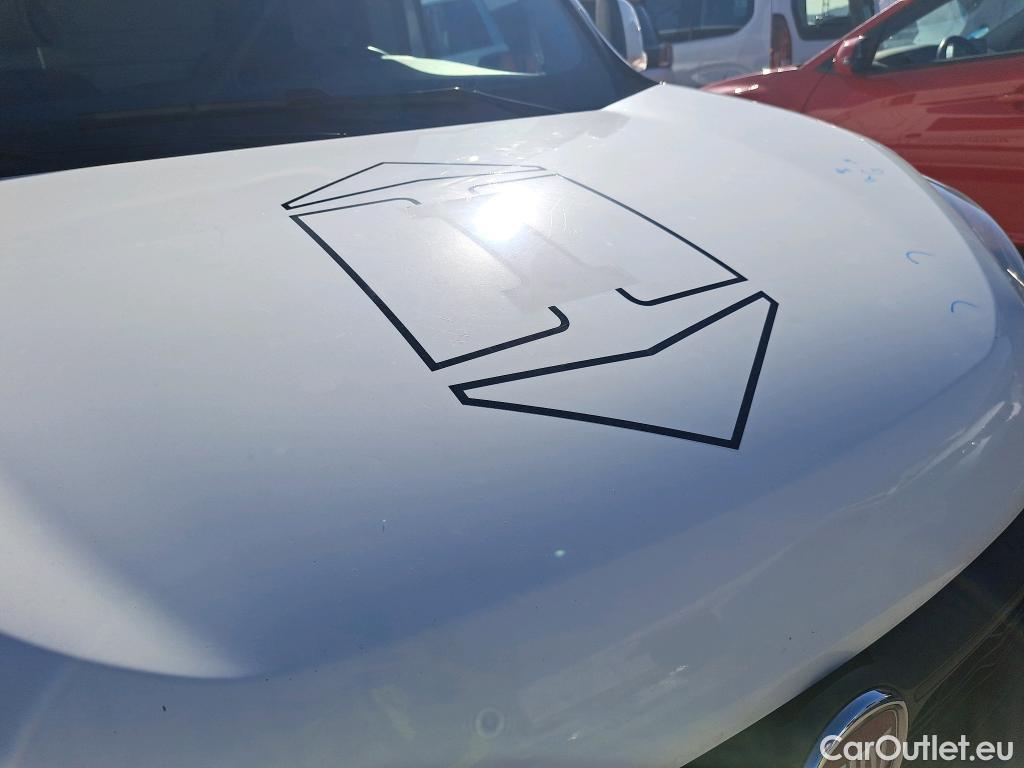  Fiat  Doblo FIAT Doblò Cargo/2015/4P/furgón derivado de turismo Cargo SX 1.6 Mjet 66kW (90CV) (AC) #12