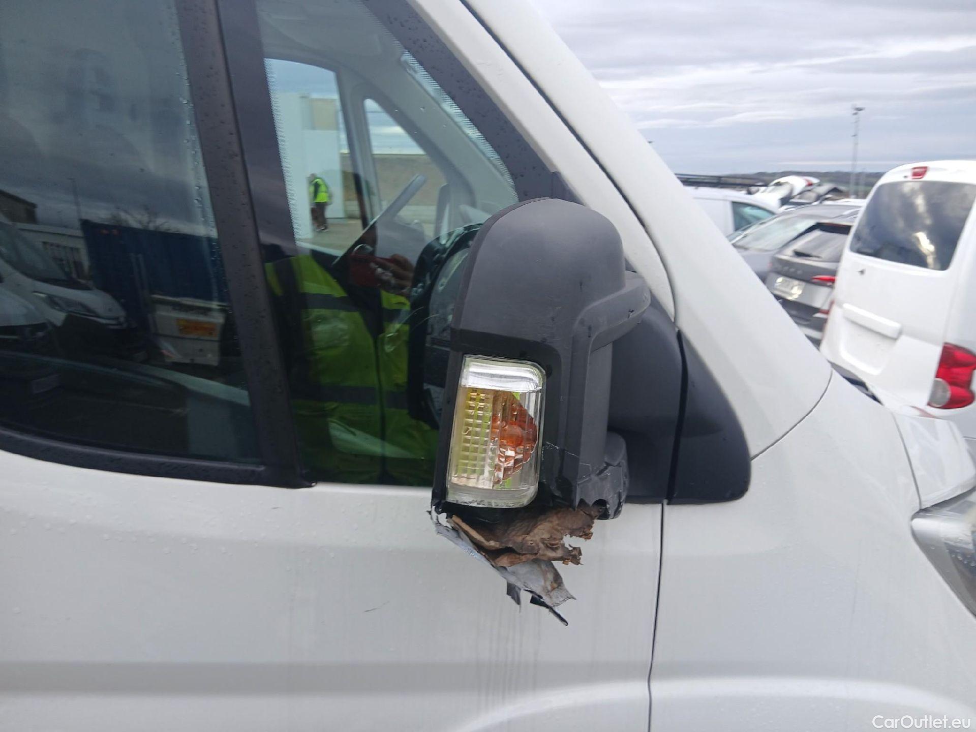  Citroen  Jumper CITROEN  / 2014 / 4P / furgón BlueHDi 81KW (110CV) Furgón 33L2H1 #41