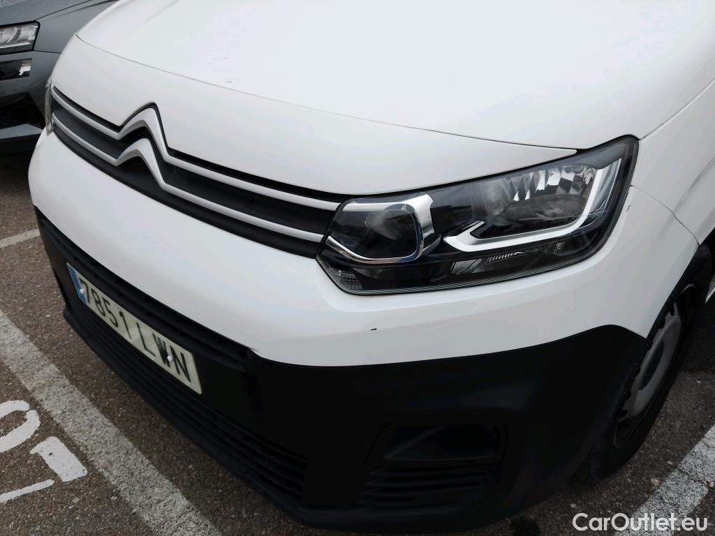  Citroen  Berlingo CITROEN  / 2018 / 5P / furgón derivado de turismo Doble Cab. Talla XL BlueHDi 100 CONTROL #25