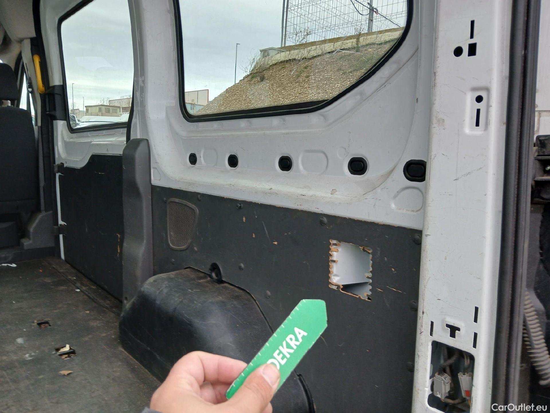  Ford  Transit FORD  / 2013 / 4P / combi 330 96kW L2H2 Kombi Trend MHEV #16