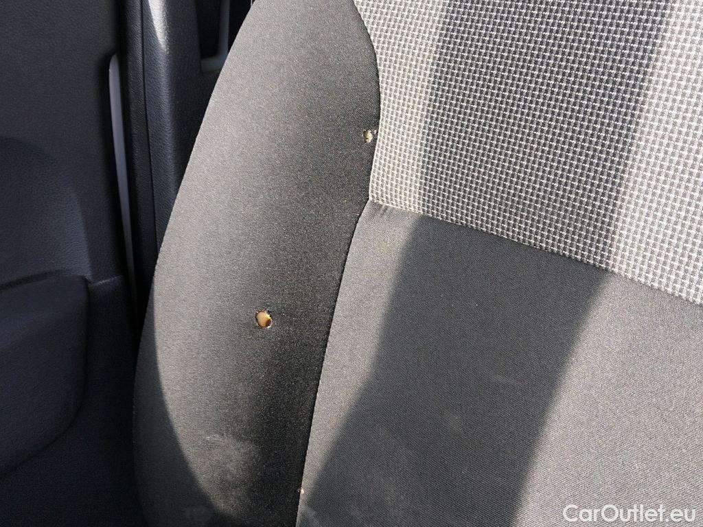  Dacia  Dokker DACIA  / 2013 / 4P / furgón derivado de turismo Van Essential Blue dCi 70kW (95CV) #17