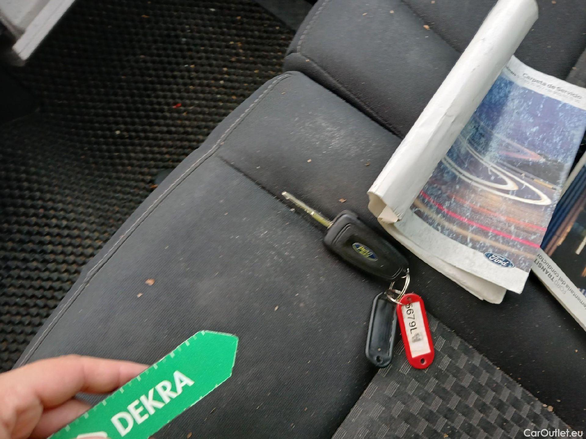  Ford  Transit FORD  / 2013 / 4P / combi 330 96kW L2H2 Kombi Trend MHEV #2