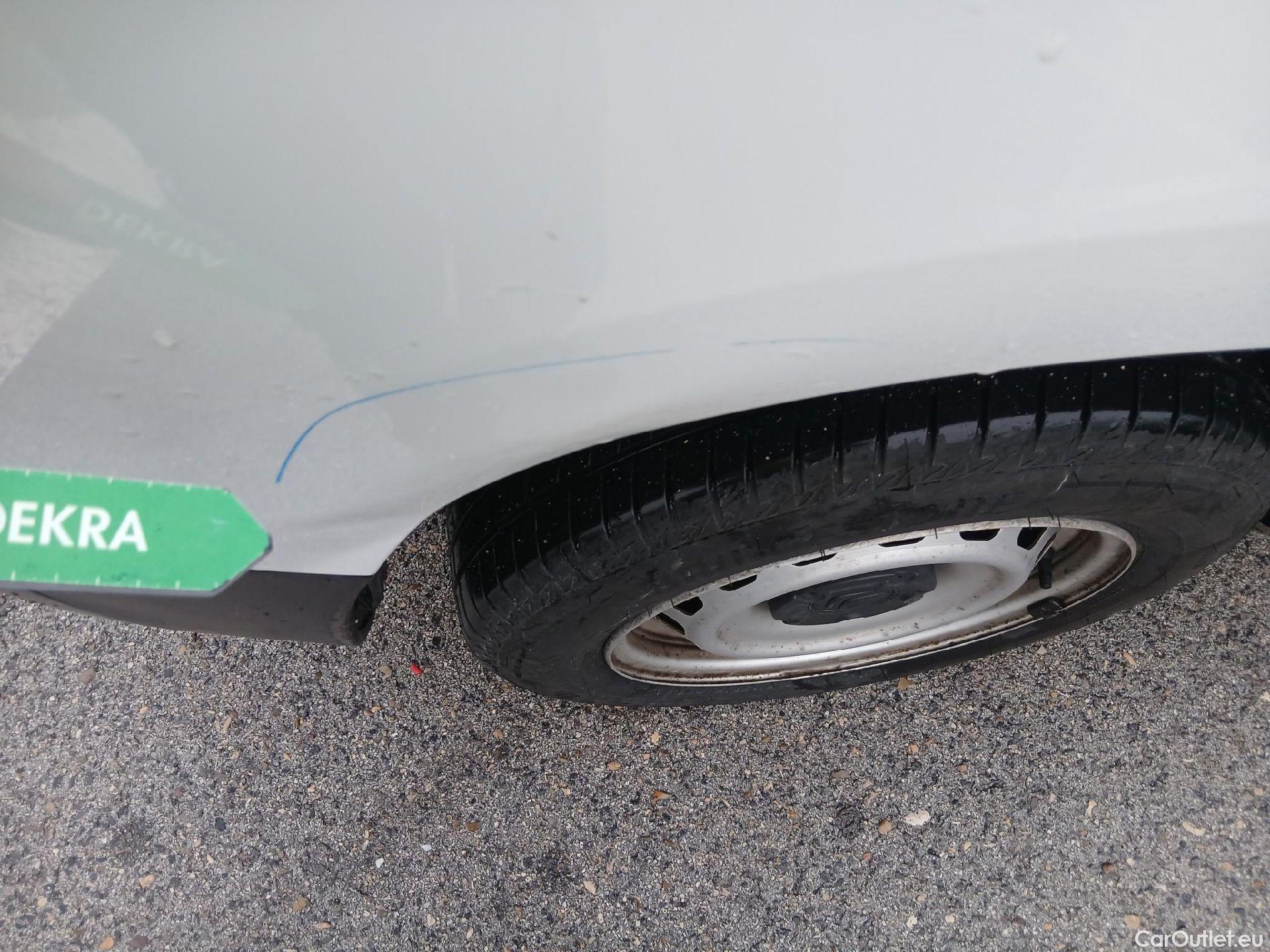  Citroen  Berlingo CITROEN  / 2018 / 4P / furgón derivado de turismo Talla M BlueHDi 100 #21