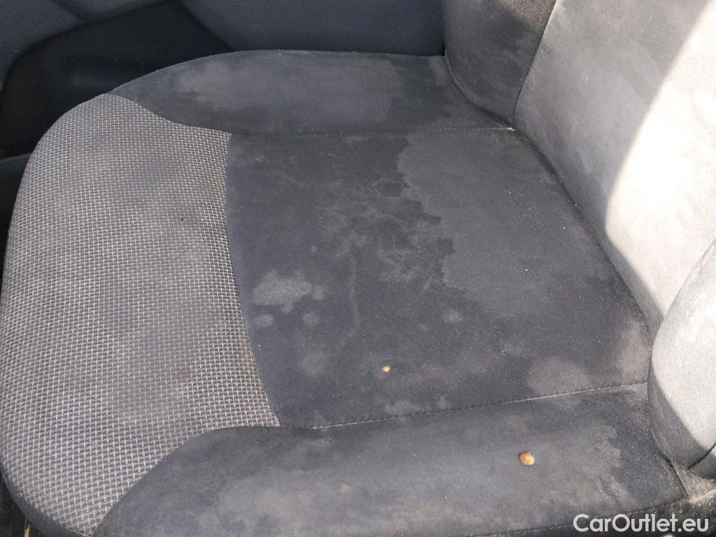  Dacia  Dokker DACIA  / 2013 / 4P / furgón derivado de turismo Van Essential Blue dCi 70kW (95CV) #19