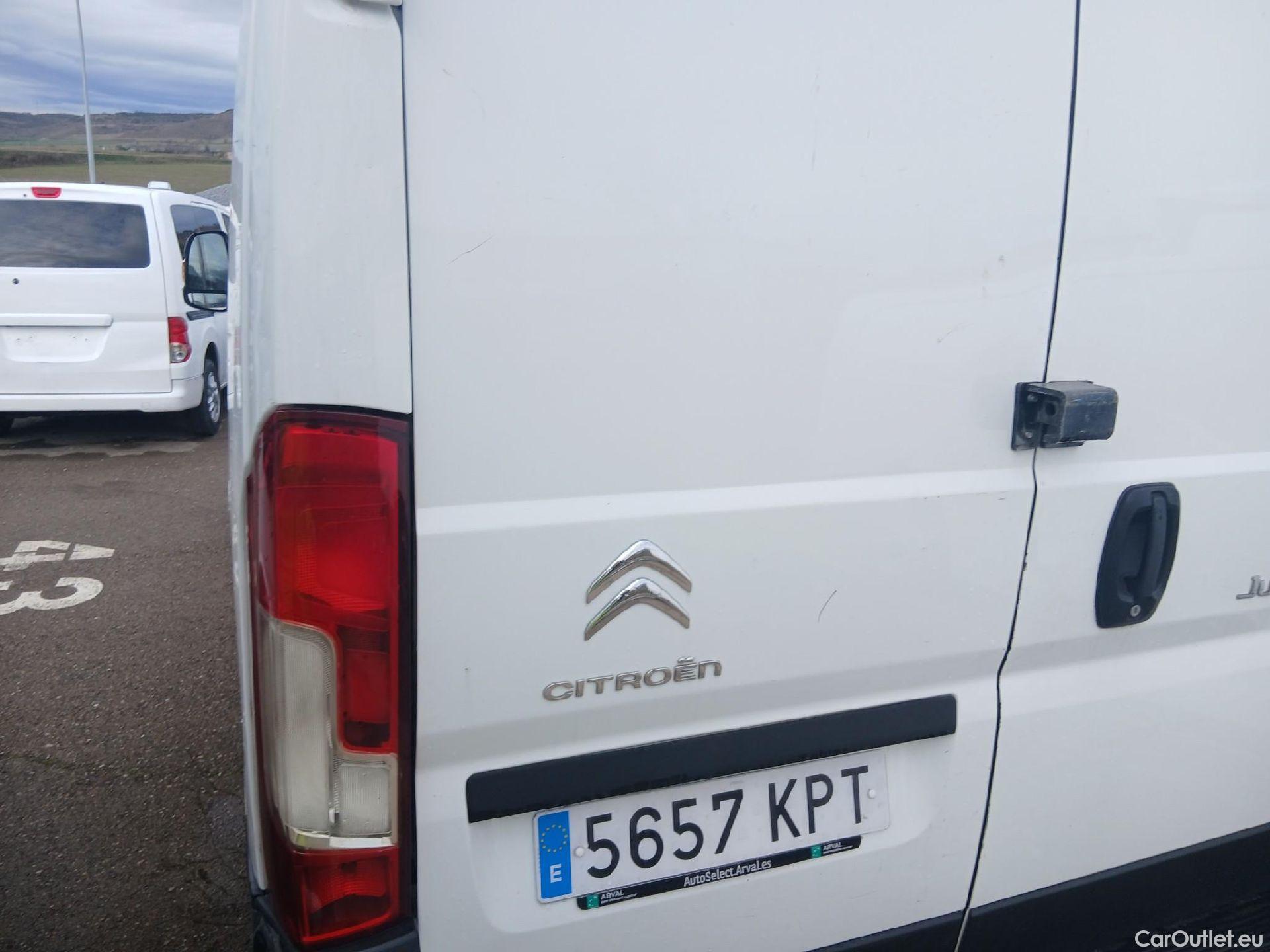  Citroen  Jumper CITROEN  / 2014 / 4P / furgón BlueHDi 81KW (110CV) Furgón 33L2H1 #23