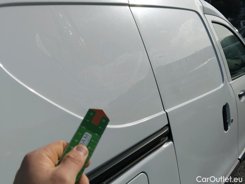  Dacia  Dokker DACIA  / 2013 / 4P / furgón derivado de turismo Van Essential Blue dCi 70kW (95CV) #30