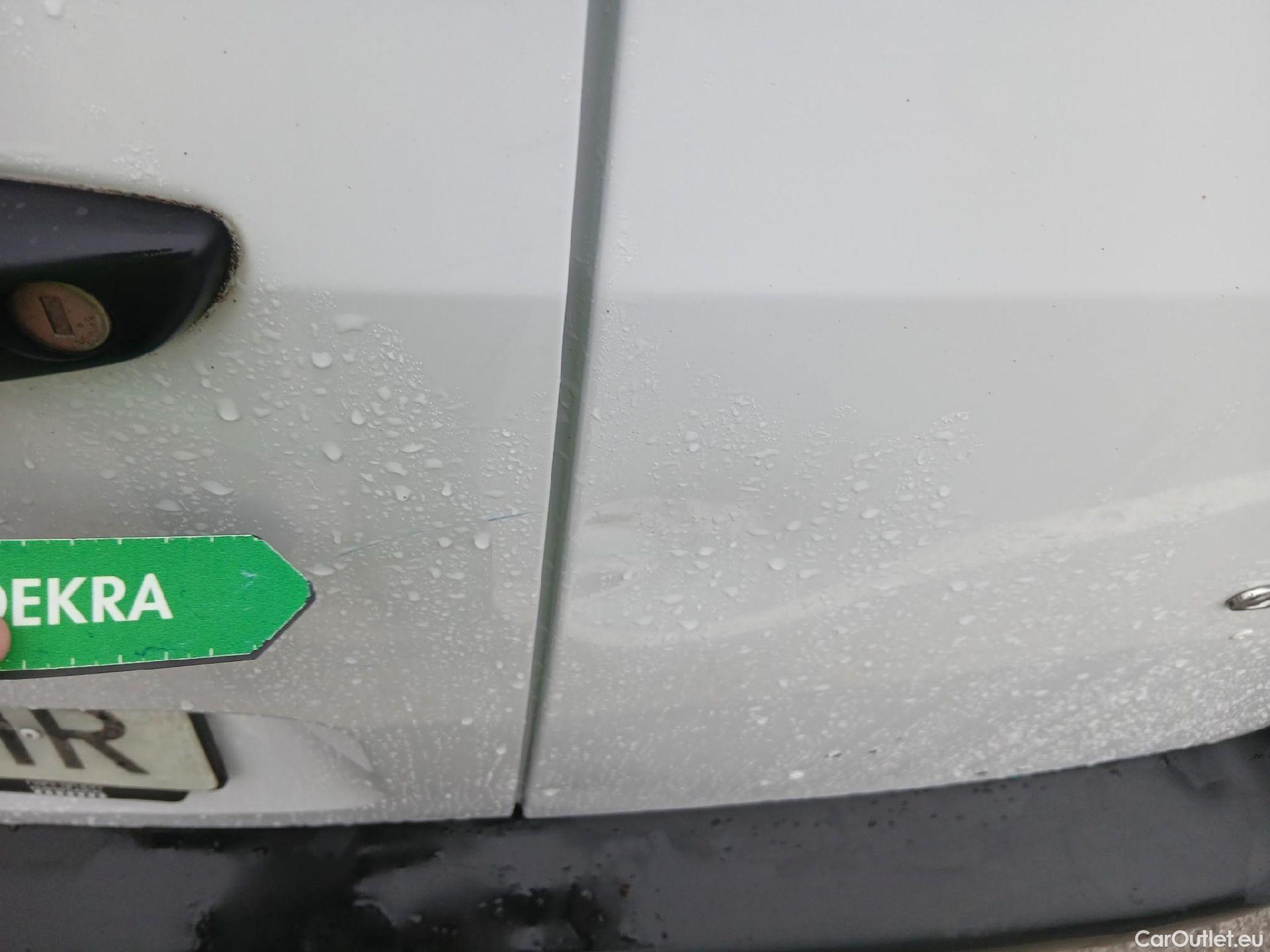  Citroen  Berlingo CITROEN  / 2018 / 4P / furgón derivado de turismo Talla M BlueHDi 100 #17