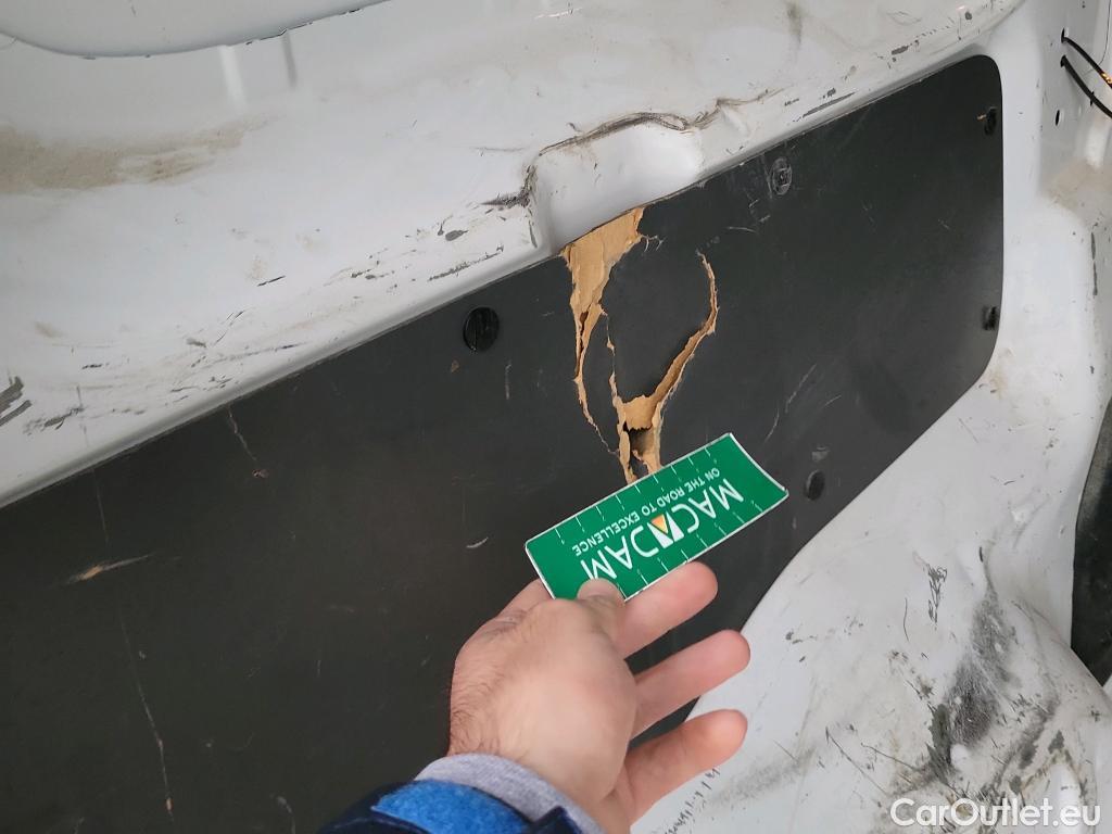  Land Rover  Discovery FIAT Scudo / 2021 / 4P / furgón Furgón L2 120cv MT6 Business #25