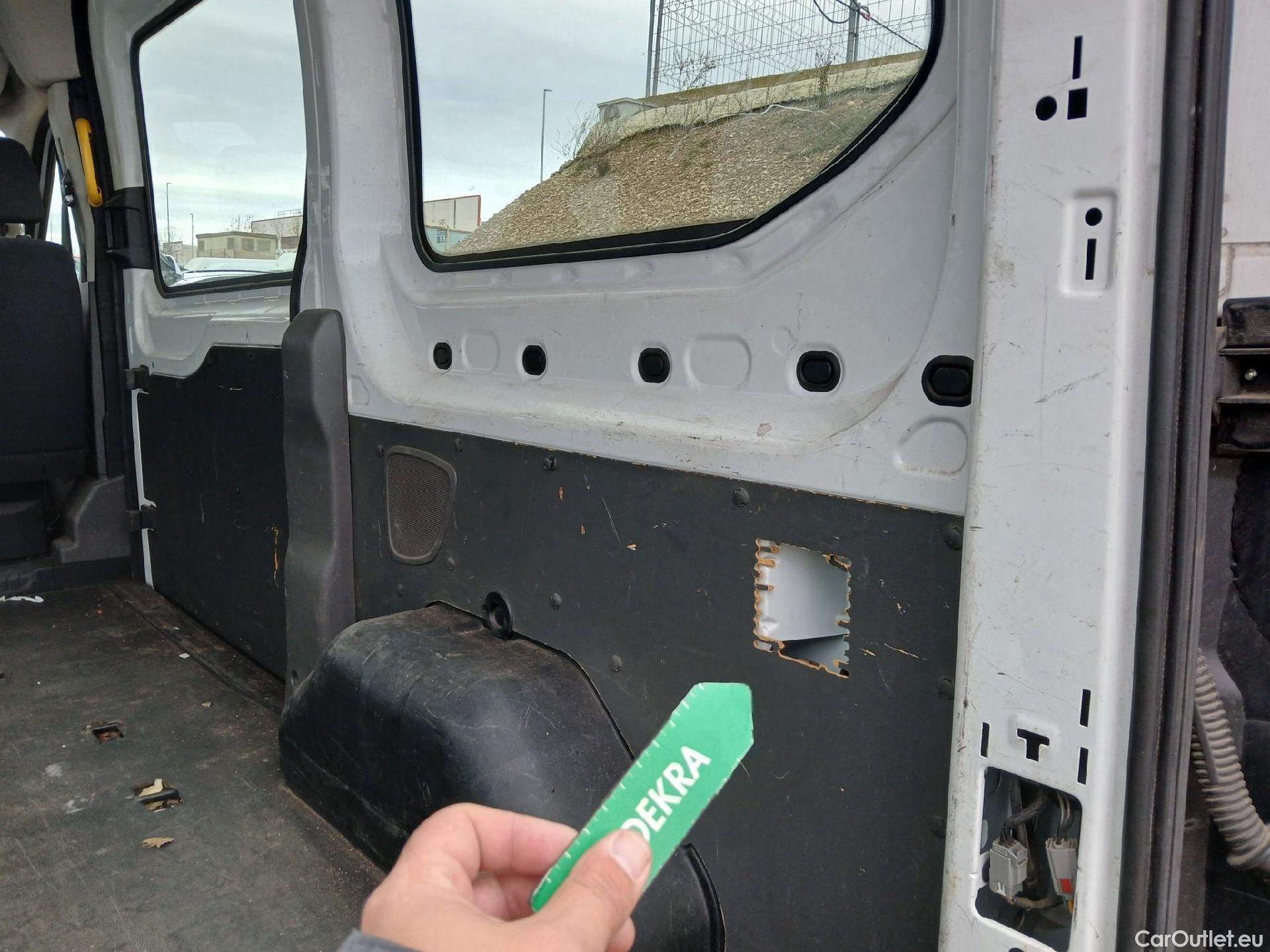  Ford  Transit FORD  / 2013 / 4P / combi 330 96kW L2H2 Kombi Trend MHEV #15